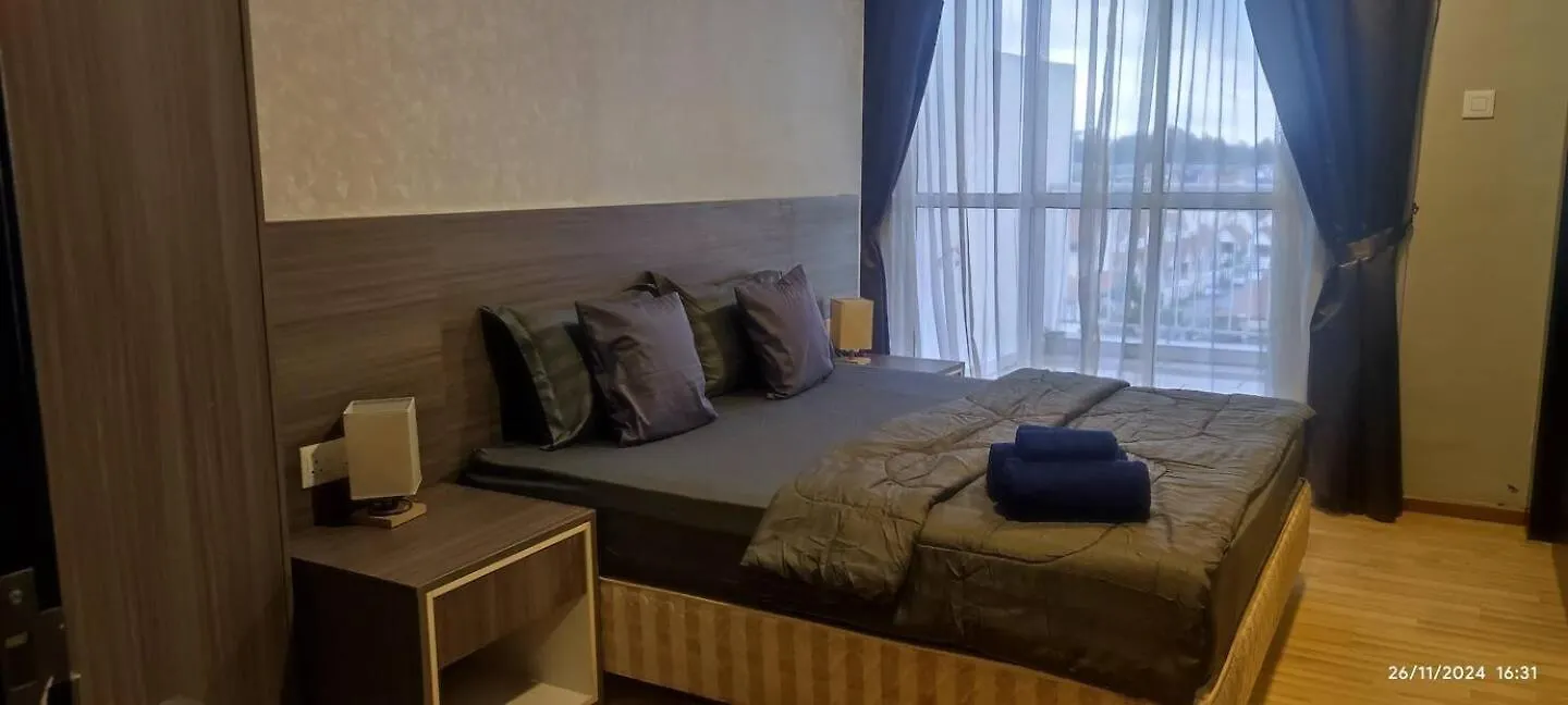 Cozy Comfortable Apartment Ayer Keroh 0*,  Malaysia